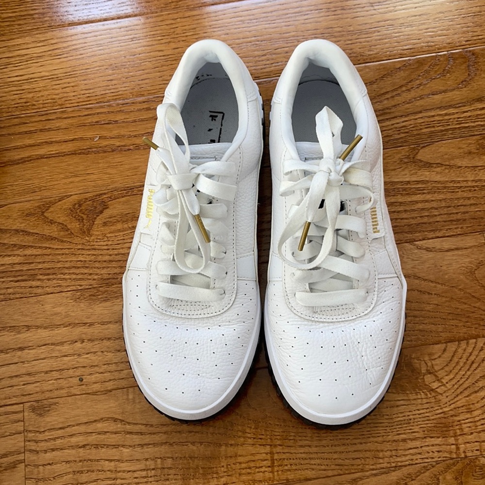 Puma sneakers - pre loved